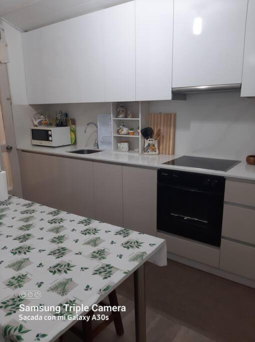 Piso Con Preciosas Vistas De Vigo Apartment Bagian luar foto