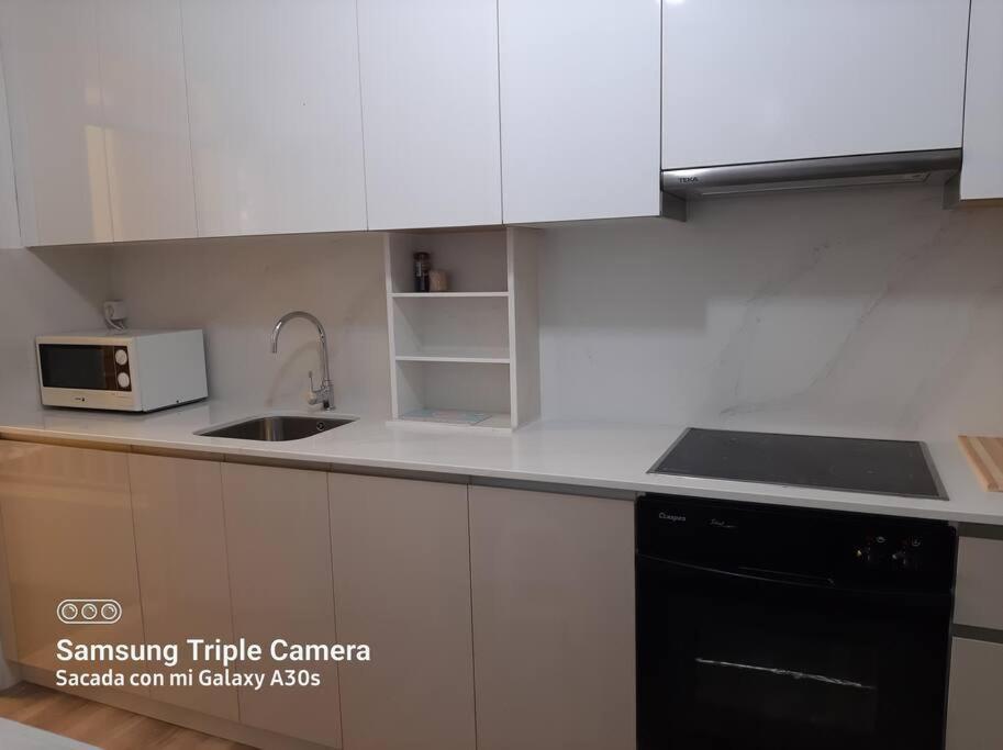 Piso Con Preciosas Vistas De Vigo Apartment Bagian luar foto