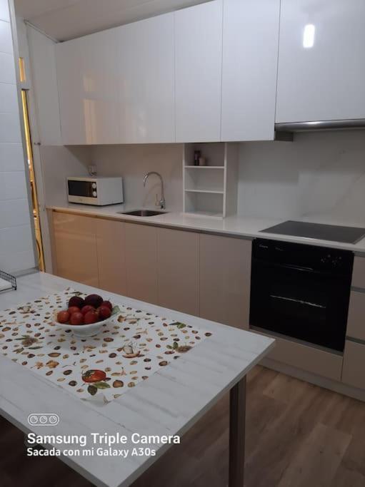 Piso Con Preciosas Vistas De Vigo Apartment Bagian luar foto